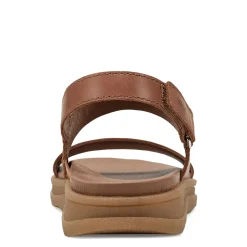 Women's Earth, Leah Sandal