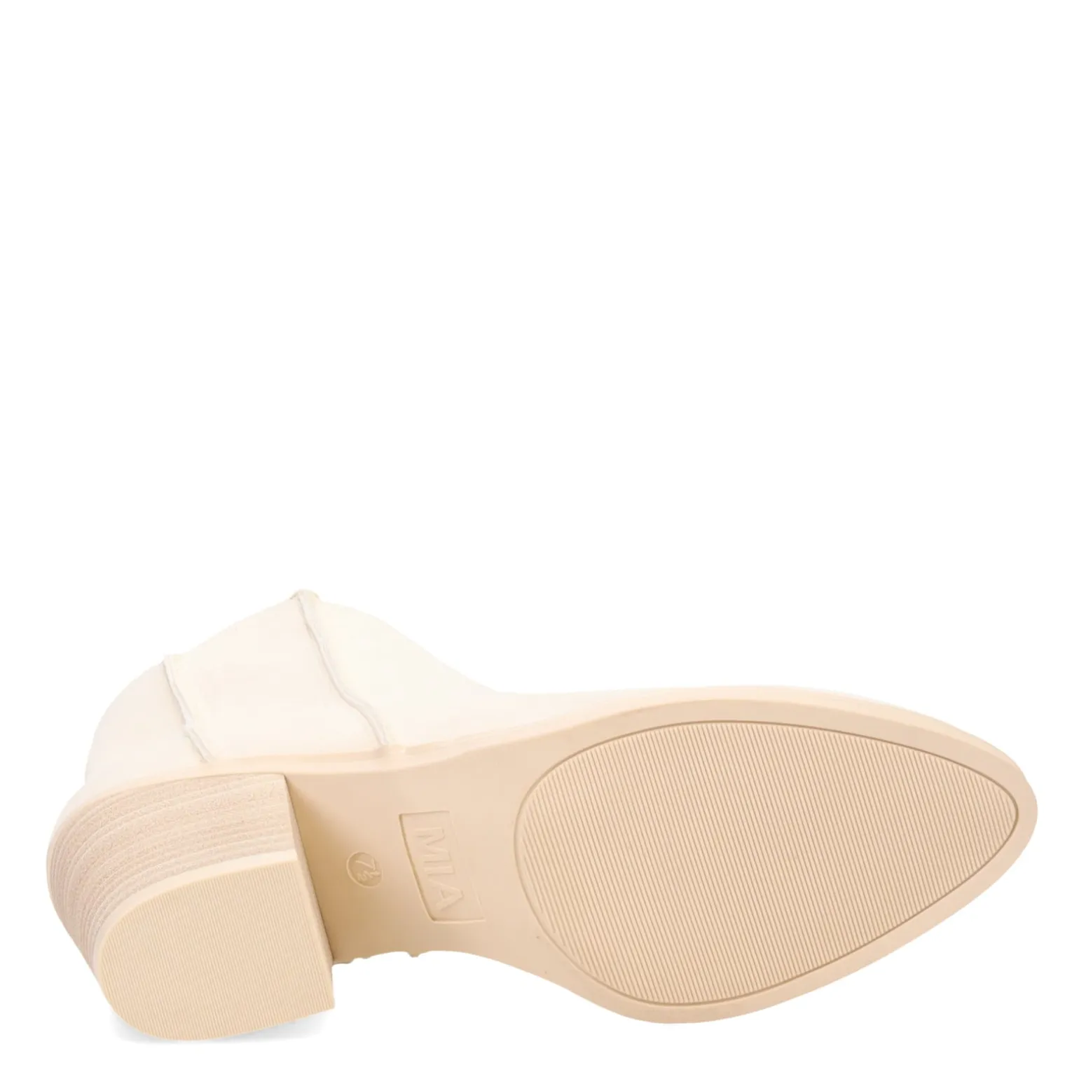 Women's MIA, Lolo Boot