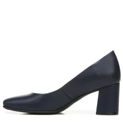 Women's Naturalizer, Warner Pump