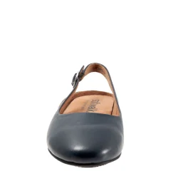 Women's Soft Walk, Sandy Flat
