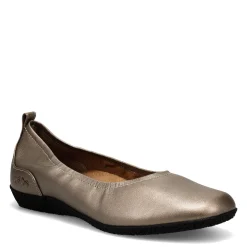 Women's Taos, Chit Chat Flat
